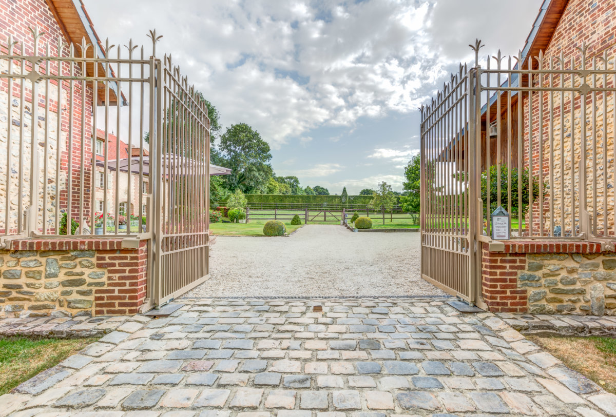 L'entrée de la propriété